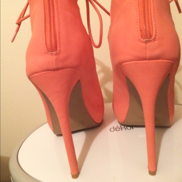 Lace up Booties 💗💋 SOLD⛔ - Picture 2 of 4
