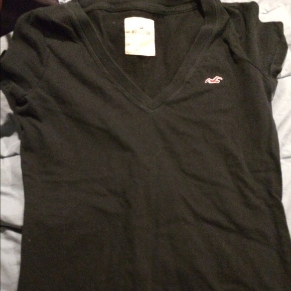 hollister short sleeve navy v neck