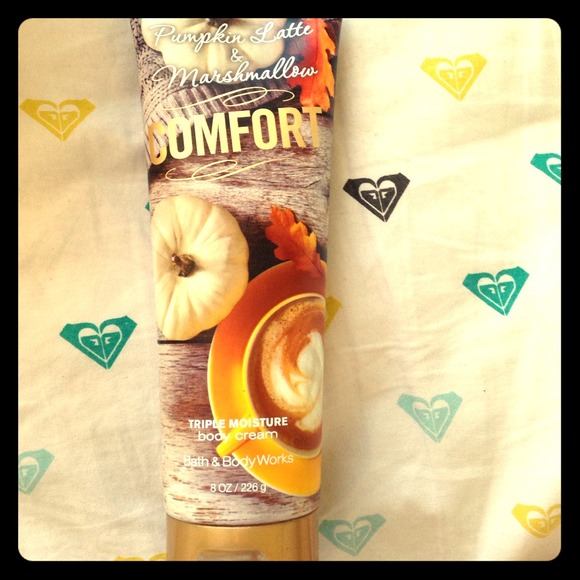 Bath & Body Works Comfort Body Cream