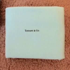 ❌ON HOLD❌Tiffany and Co. Dust Bags FOR @nyuusc