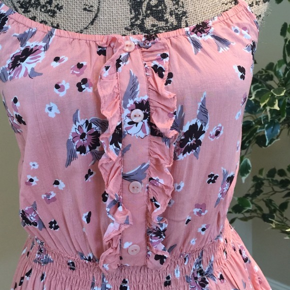 SOLD! Floral Racerback string top! - Picture 2 of 4