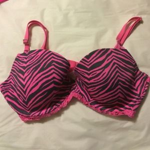 Lightly lined Demi bra