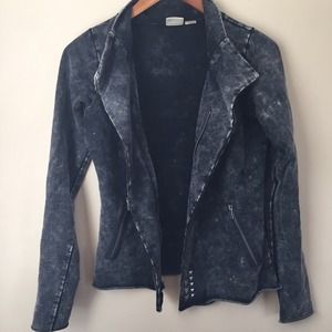 Form fitted dark acid/stone wash moto jacket