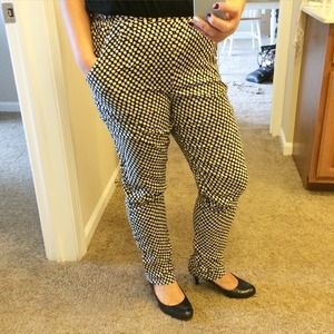 Stylish print pants!