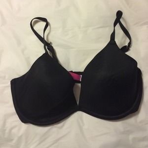 Tshirt plunge bra ❌sold❌
