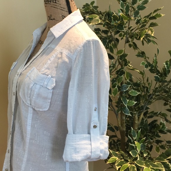 Button down shirt! - Picture 4 of 4