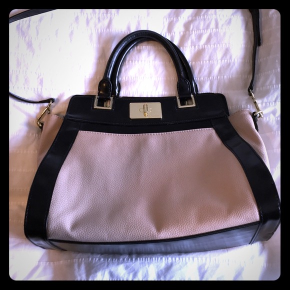 Nine West Handbags - Nine West Bag