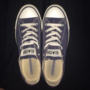Navy blue converse woman's size 9