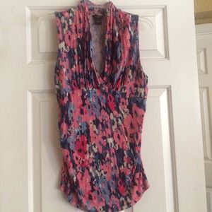 Ann Taylor petite large v neck artsy spring print top