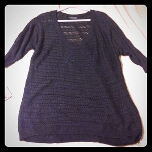 Black 3/4 sleeve sweater