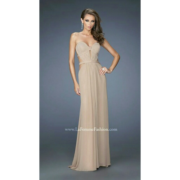 La femme prom dress 20094