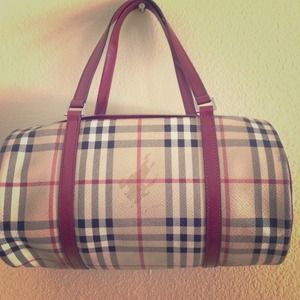 🎉sale 🎉Burberry papillon