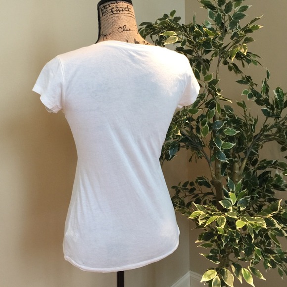 V-neck sequin shirt! - Picture 4 of 4