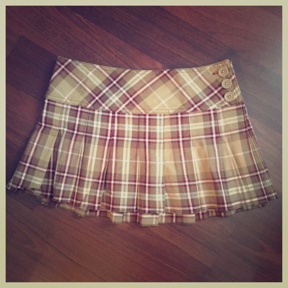 NWOT school girl pleated plaid mini skirt