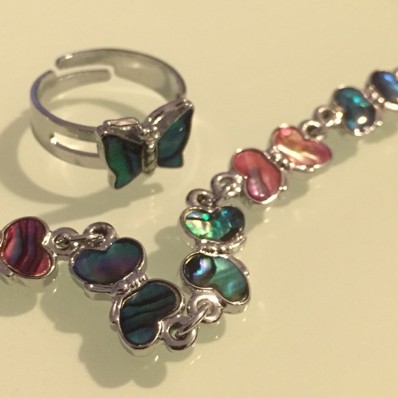 Butterfly bracelet and ring set
