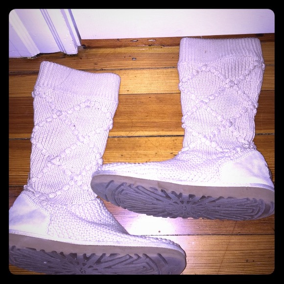 Argyle knit uggs cream color