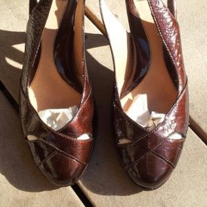 Sofft Shoes - FLASH SALE! LIKE NEW Sofft Brown Patent Heels Sofft Shoes - FLASH SALE! LIKE NEW Sofft Brown Patent Heels