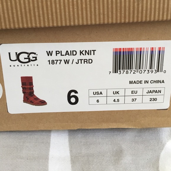 LIKE NEW women's ugg boots