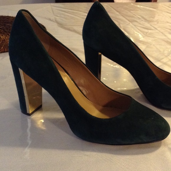 Banana Republic Green Suede heels