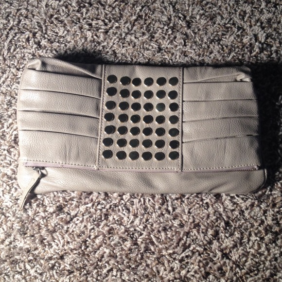 Aldo clutch brand new never used
