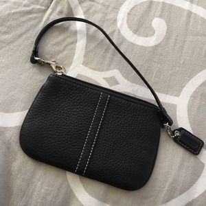 Black pebble Authentic Coach wrislet