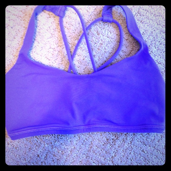 Lululemon Free to Be Sports Bra Size 2