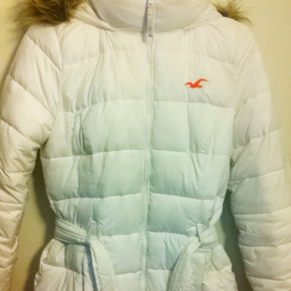 Hollister white puffer coat