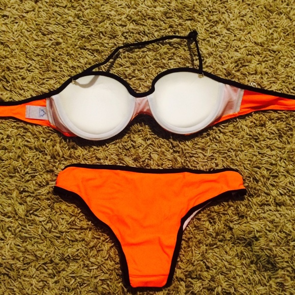 Gorgeous Orange Bikini ❤️ - Picture 3 of 4