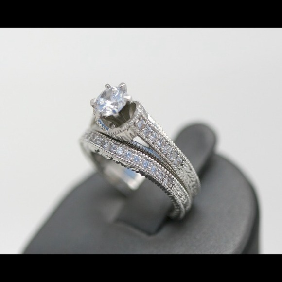 Stunning 2 cttw Art Deco bridal set - Picture 1 of 4