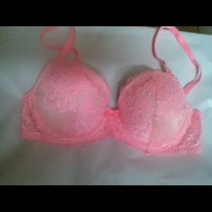 Pink Lace Victoria's Secret Bra