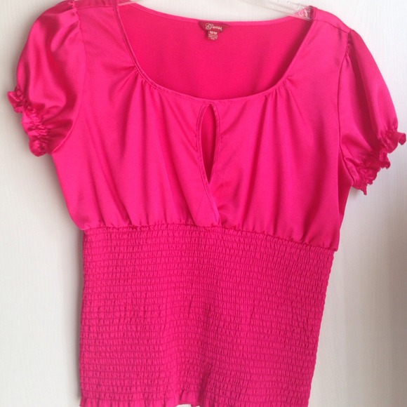 Guess hot pink blouse