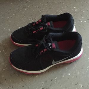 Dual Fusion Nike Running Shoes💕 Make Offers😊