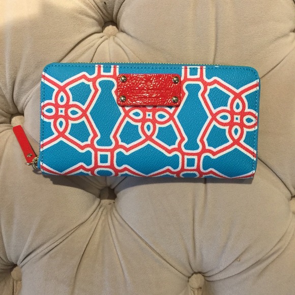 🎉🎉Kate Spade Wallet🎉🎉