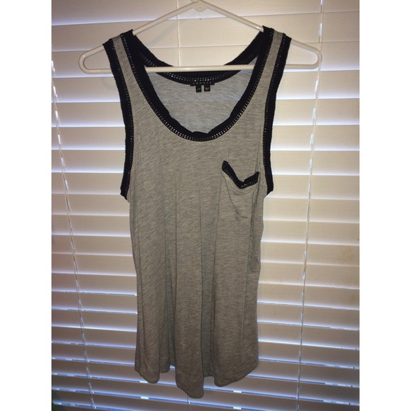 Black and grey tanktop