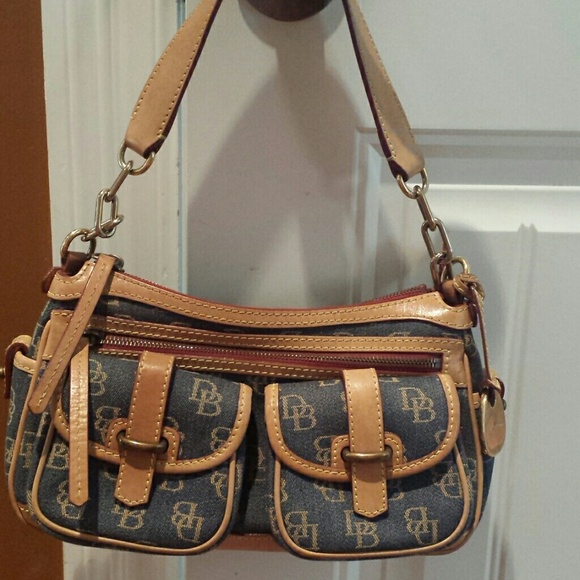 Dooney and bourke handbag