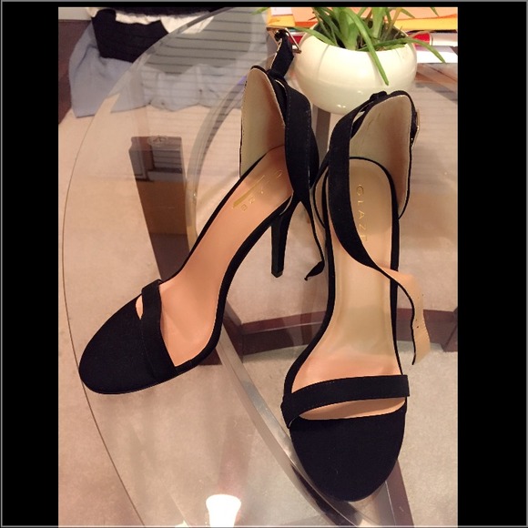 🚫SOLD🚫 Glaze heels from Agaci