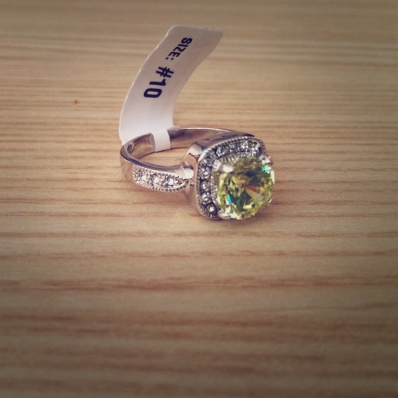 Striking peridot color!!  Clearance sale