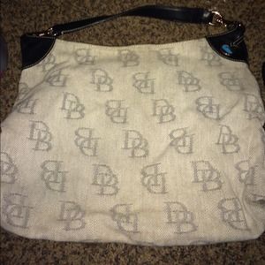 Dooney and Bourke tote/purse