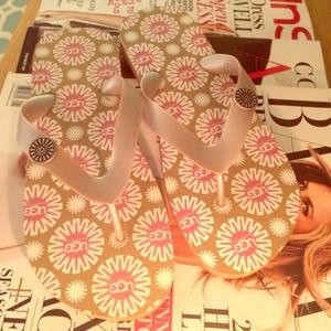 Ugg Flip-flops