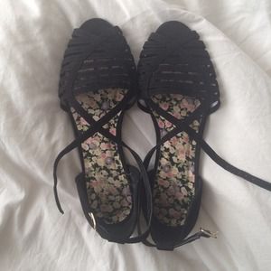 Peep Toe Fisherman Cross Strap Flats!