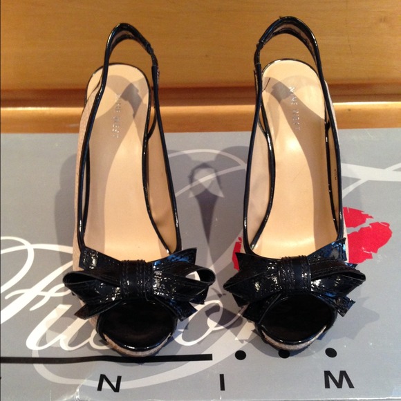 wicker 2.5 inch heels