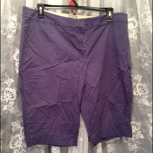 Avenue muted blue cropped shorts capris 20