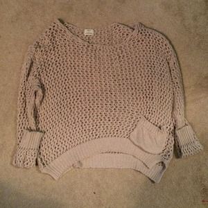 Cream sweater! Great condition!