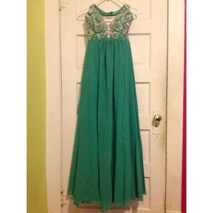 Green prom dress!!