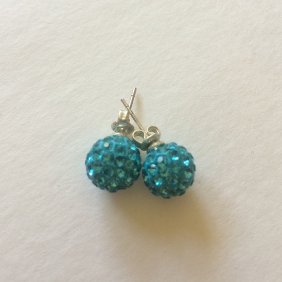 Sky blue crustal studded earrings