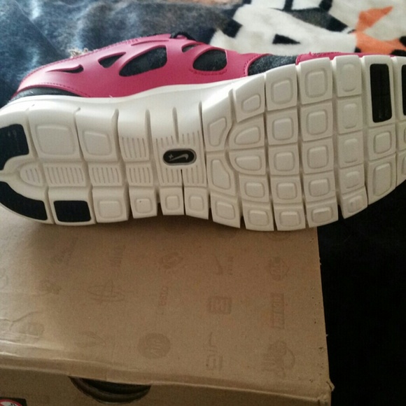 Brand new in the box never worn womens Nike Free