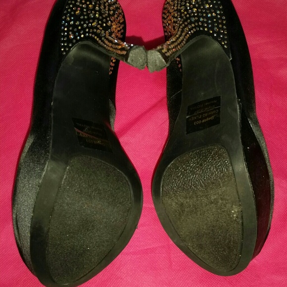 Black Satin Heels with rhinestones - Picture 3 of 3