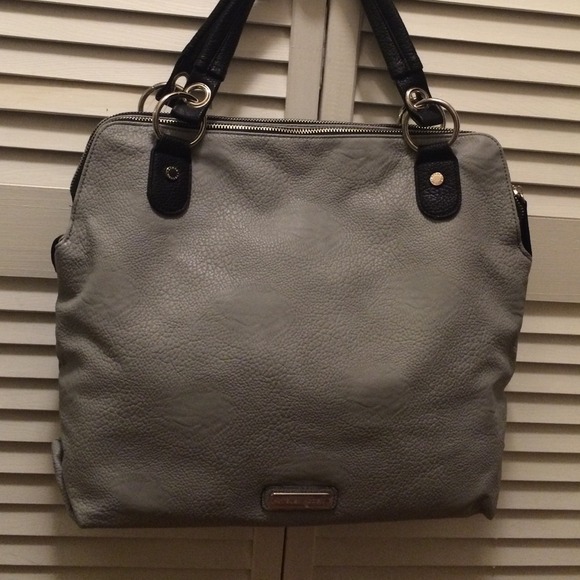 Steve Madden blk&gry bag