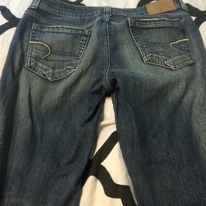 American eagle denim jeans
