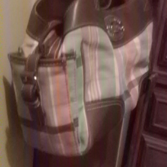 purse - Picture 3 of 3